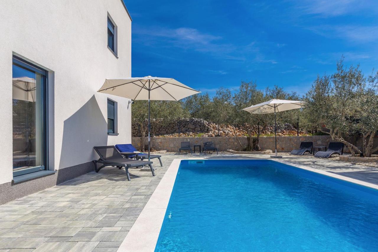 Villa Lio With Private Pool Linardići Buitenkant foto
